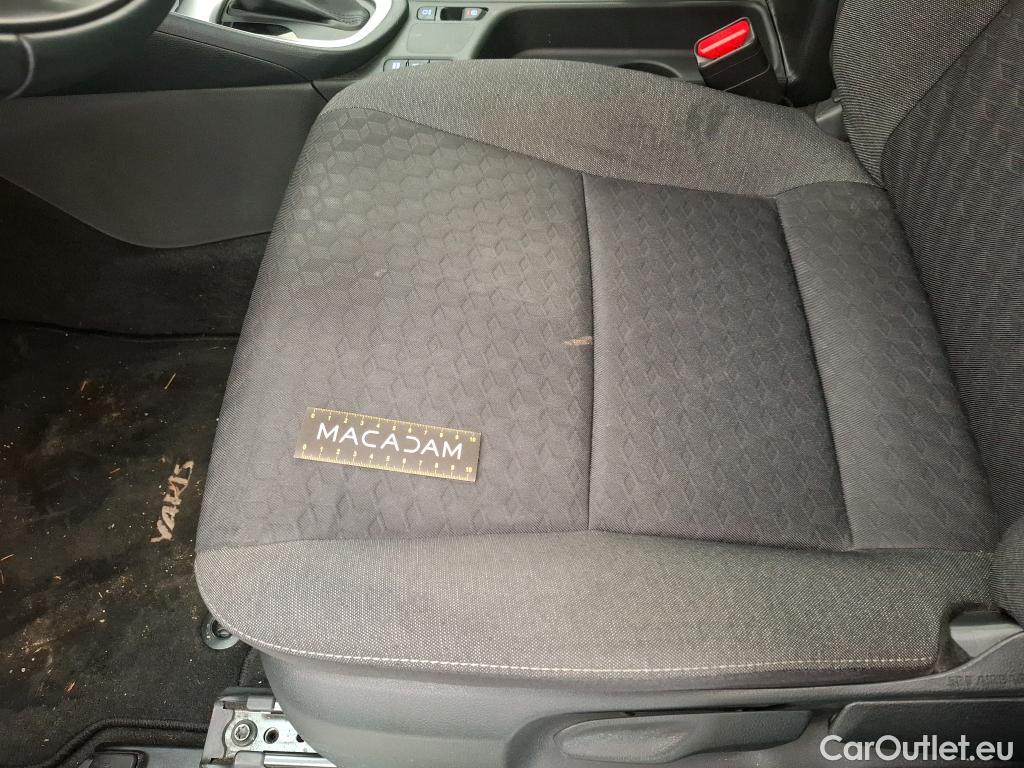  Toyota  Yaris TOYOTA  Hybride / 2019 / 5P / Berline Hybride 116h Dynamic Business Beyond Zer #23