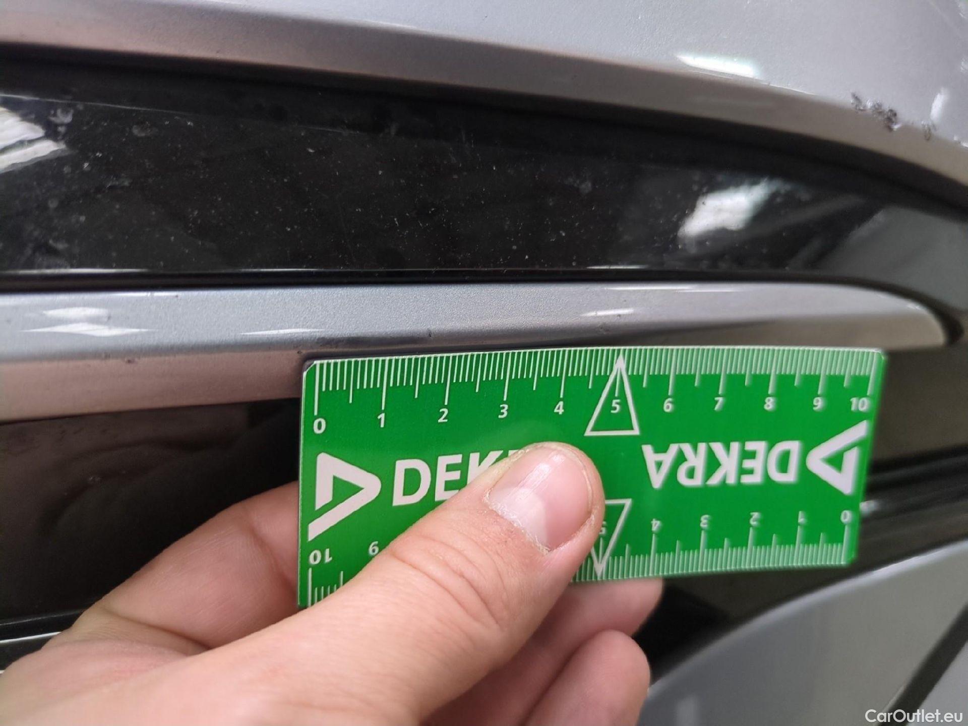  Volkswagen  Tiguan VOLKSWAGEN  Allspace / 2021 / 5P / SUV 2.0 TDI 150 DSG7 Elegance Exclusive #18