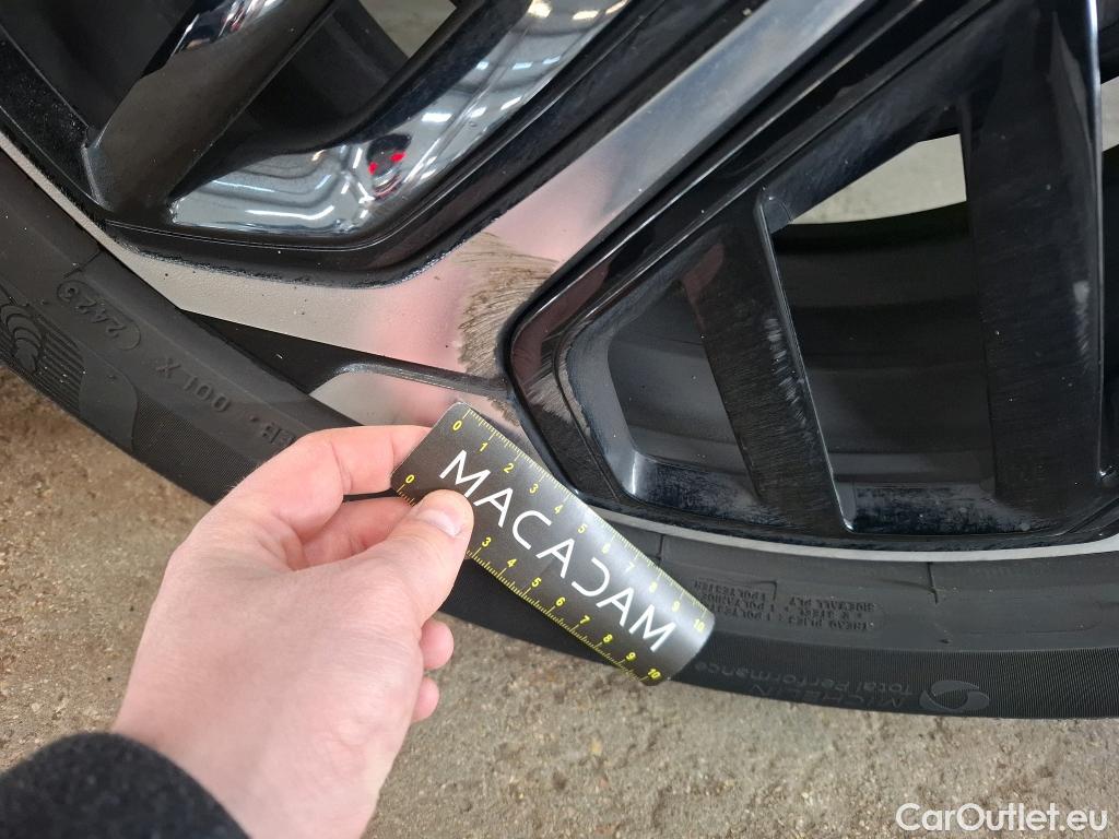  Citroen  C4 CITROEN  X / 2022 / 4P / Berline PureTech 130 S&S EAT8 Shine #26