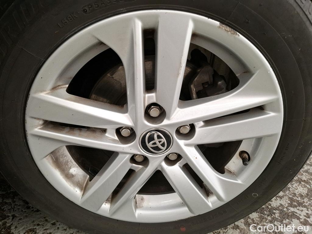  Toyota  Corolla TOYOTA  Touring Sports / 2018 / 5P / Break Hybride 122h Dynamic Business Stage Acad #19