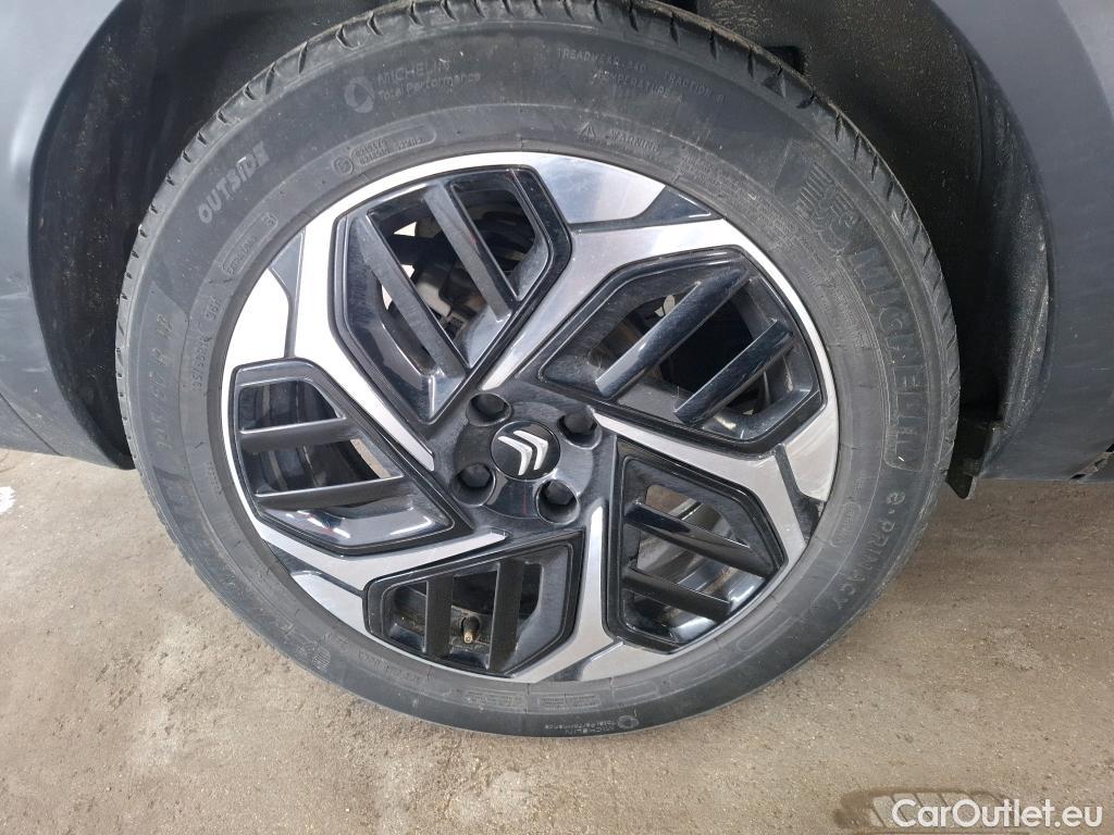  Citroen  C4 CITROEN  X / 2022 / 4P / Berline PureTech 130 S&S EAT8 Shine #31