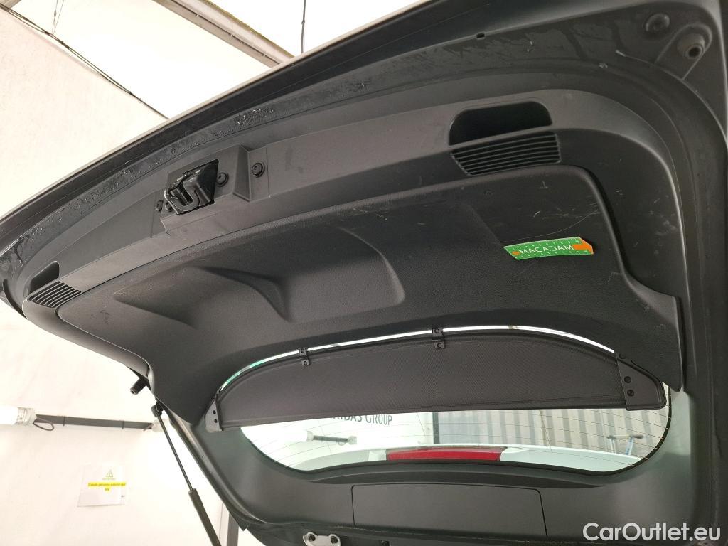  Toyota  Corolla TOYOTA  Touring Sports / 2018 / 5P / Break Hybride 122h Dynamic Business Stage Acad #23