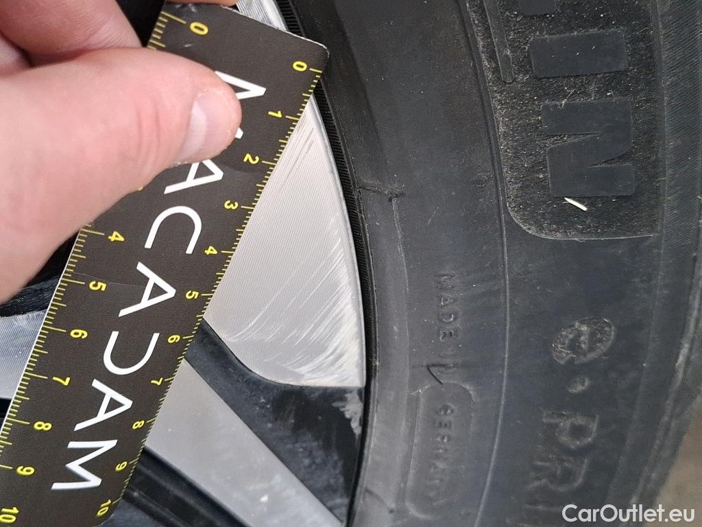  Citroen  C4 CITROEN  X / 2022 / 4P / Berline PureTech 130 S&S EAT8 Shine #35