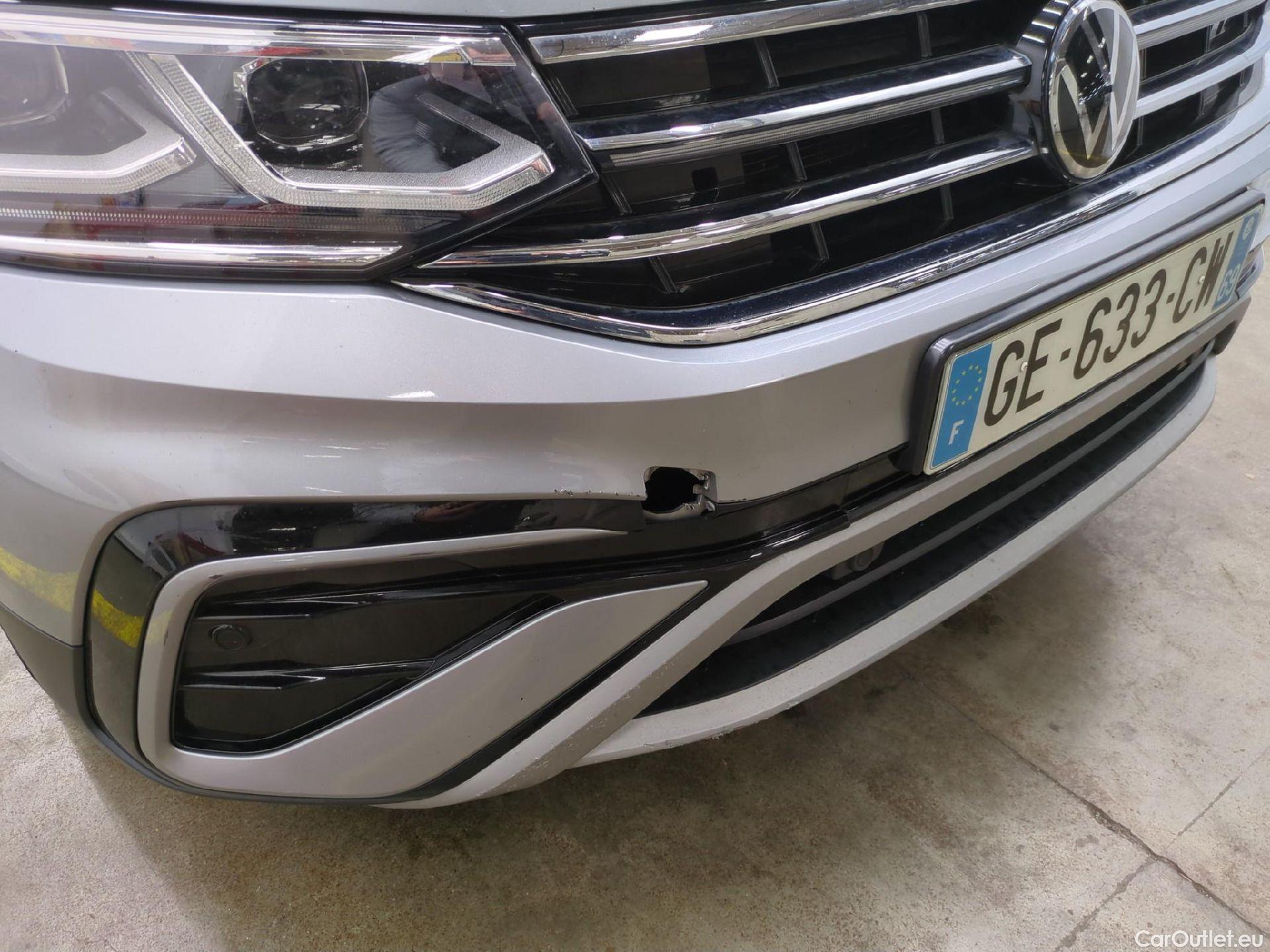  Volkswagen  Tiguan VOLKSWAGEN  Allspace / 2021 / 5P / SUV 2.0 TDI 150 DSG7 Elegance Exclusive #16