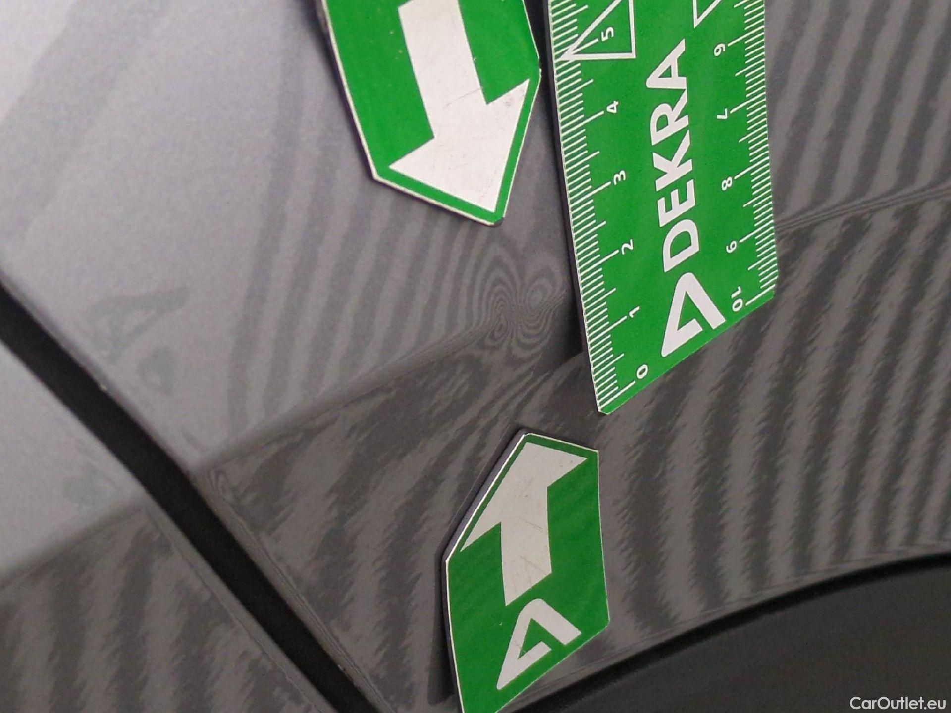  Volkswagen  Tiguan VOLKSWAGEN  Allspace / 2021 / 5P / SUV 2.0 TDI 150 DSG7 Elegance Exclusive #11