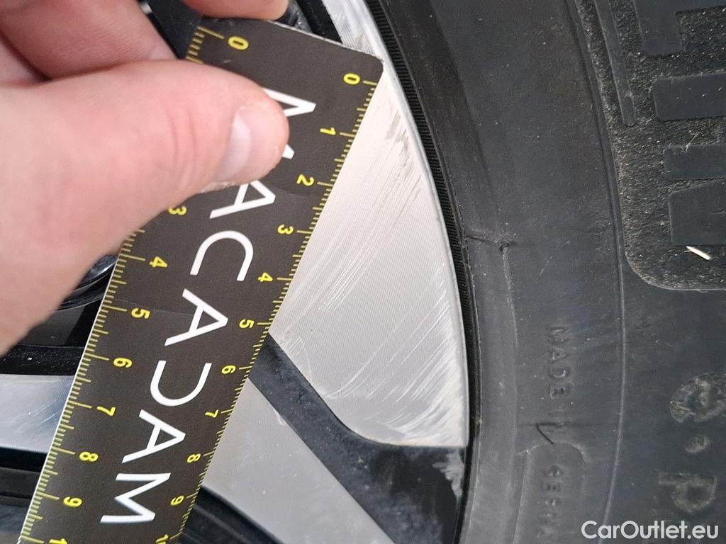  Citroen  C4 CITROEN  X / 2022 / 4P / Berline PureTech 130 S&S EAT8 Shine #33