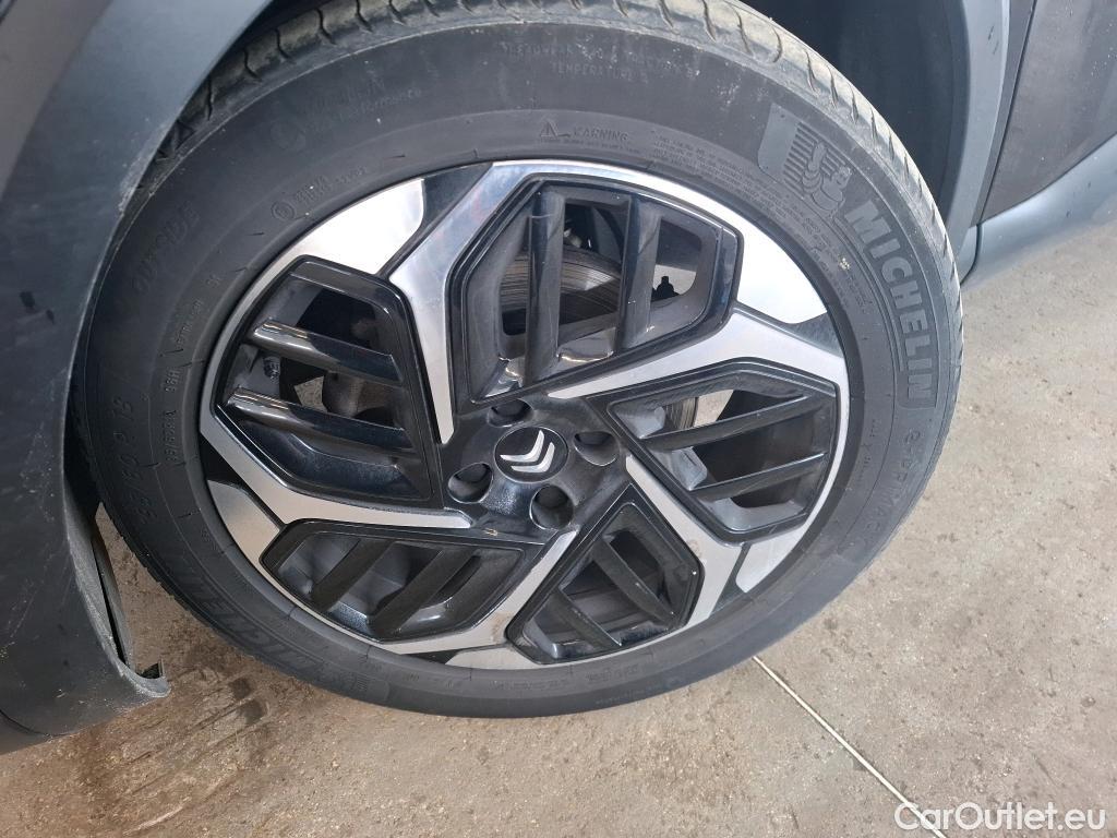  Citroen  C4 CITROEN  X / 2022 / 4P / Berline PureTech 130 S&S EAT8 Shine #19