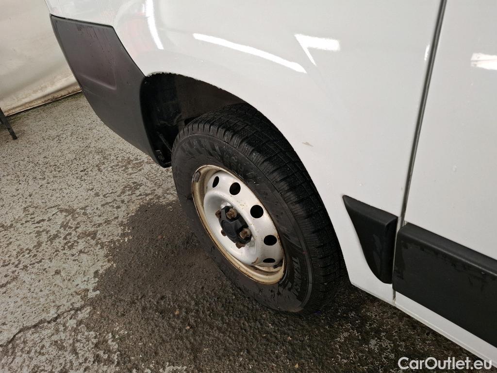  Fiat  Ducato FIAT  2014 4P Fourgon tôlé 2.3 Multijet 120 3.0 C H1 Business #45