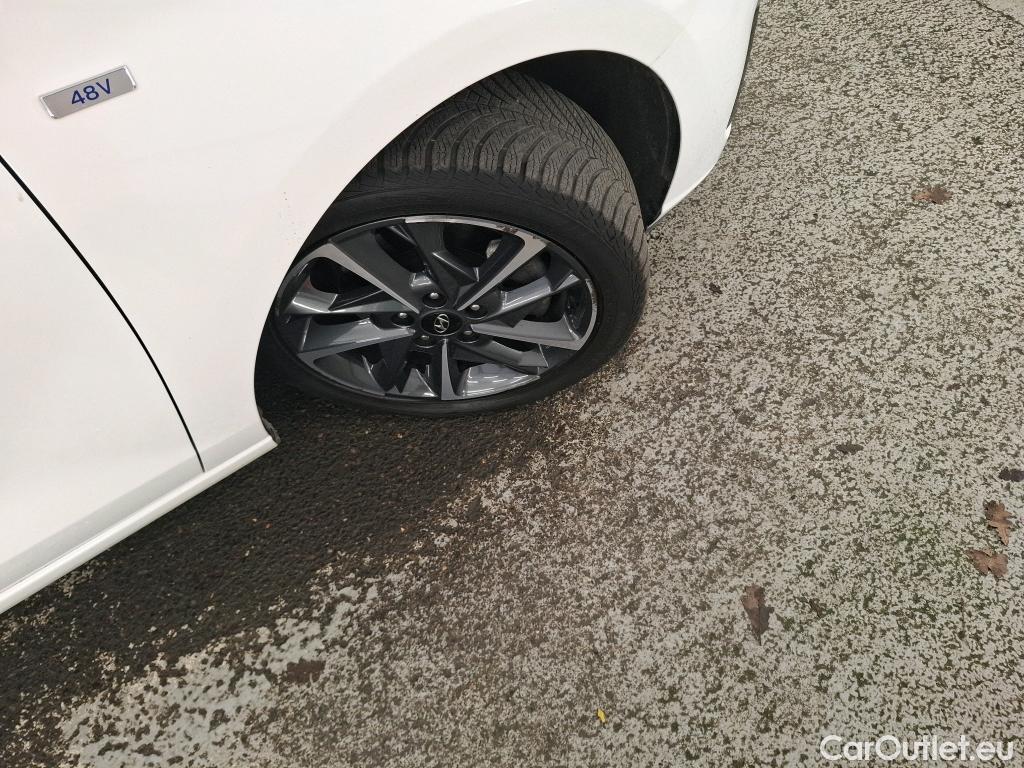  Hyundai  i30 HYUNDAI  / 2020 / 5P / Berline 1.0 T-GDI 120 MHEV I-MT CREATIVE #23