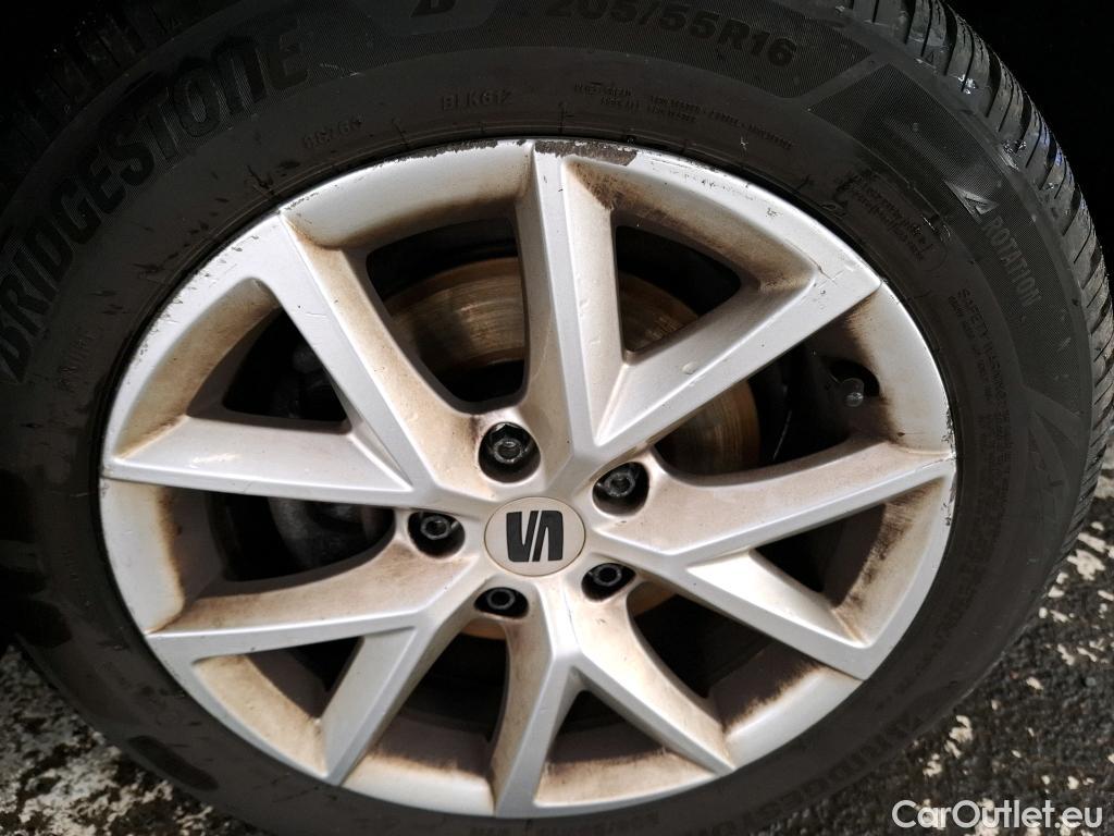  Seat  Leon  Business 2.0 TDI 150CV BVA7 E6d #24