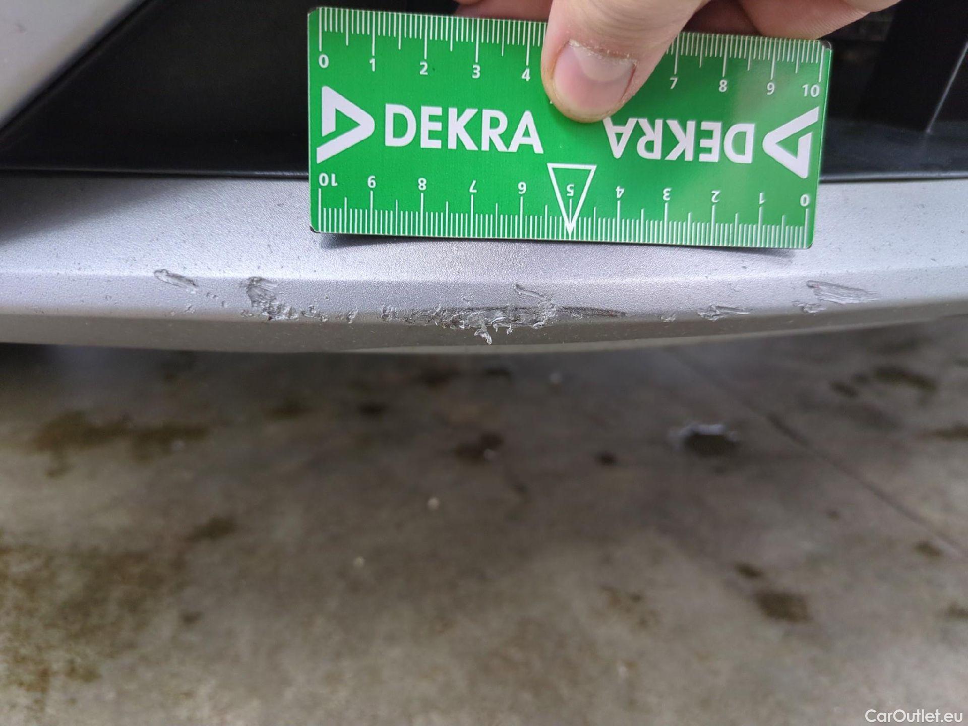  Volkswagen  Tiguan VOLKSWAGEN  Allspace / 2021 / 5P / SUV 2.0 TDI 150 DSG7 Elegance Exclusive #26