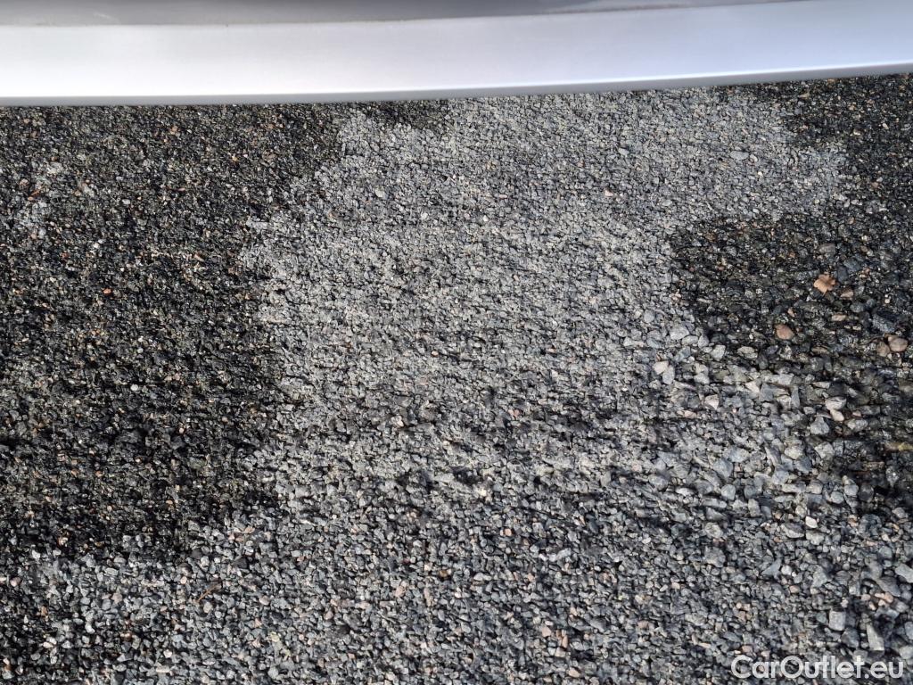  Toyota  Corolla TOYOTA  Touring Sports / 2018 / 5P / Break Hybride 122h Dynamic Business Stage Acad #48