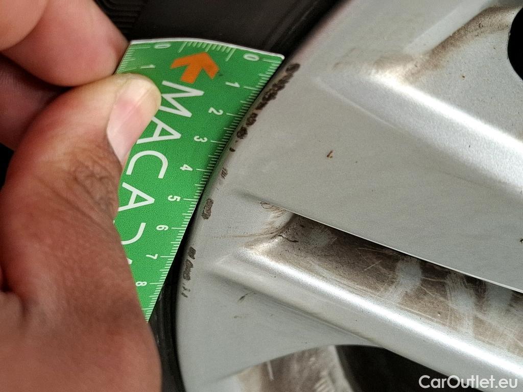  Toyota  Corolla TOYOTA  Touring Sports / 2018 / 5P / Break Hybride 122h Dynamic Business Stage Acad #22