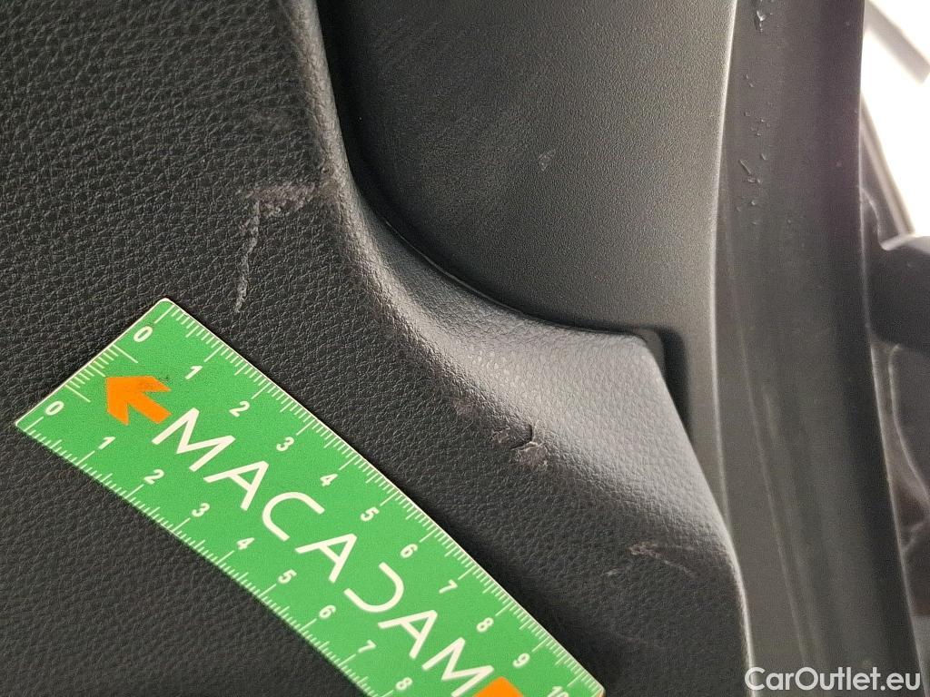  Toyota  Corolla TOYOTA  Touring Sports / 2018 / 5P / Break Hybride 122h Dynamic Business Stage Acad #28