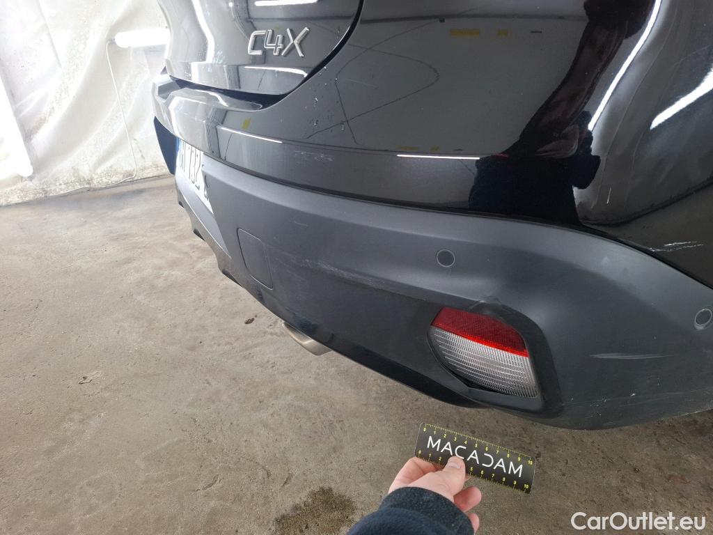  Citroen  C4 CITROEN  X / 2022 / 4P / Berline PureTech 130 S&S EAT8 Shine #9