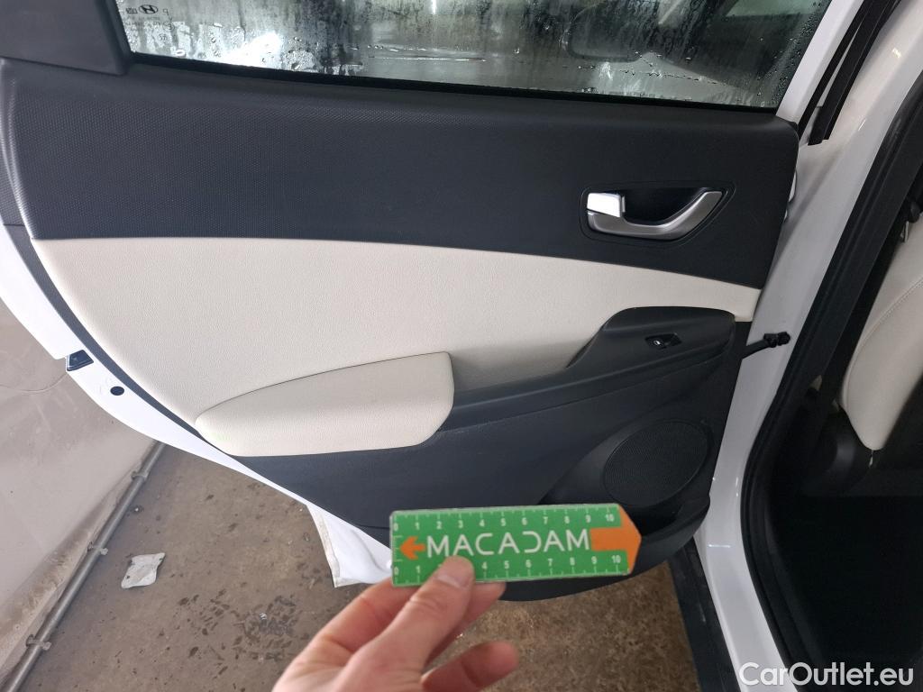  Hyundai  Konna HYUNDAI Kona / 2020 / 5P / SUV 1.6 HYBRID 141 EXECUTIVE HEV #16