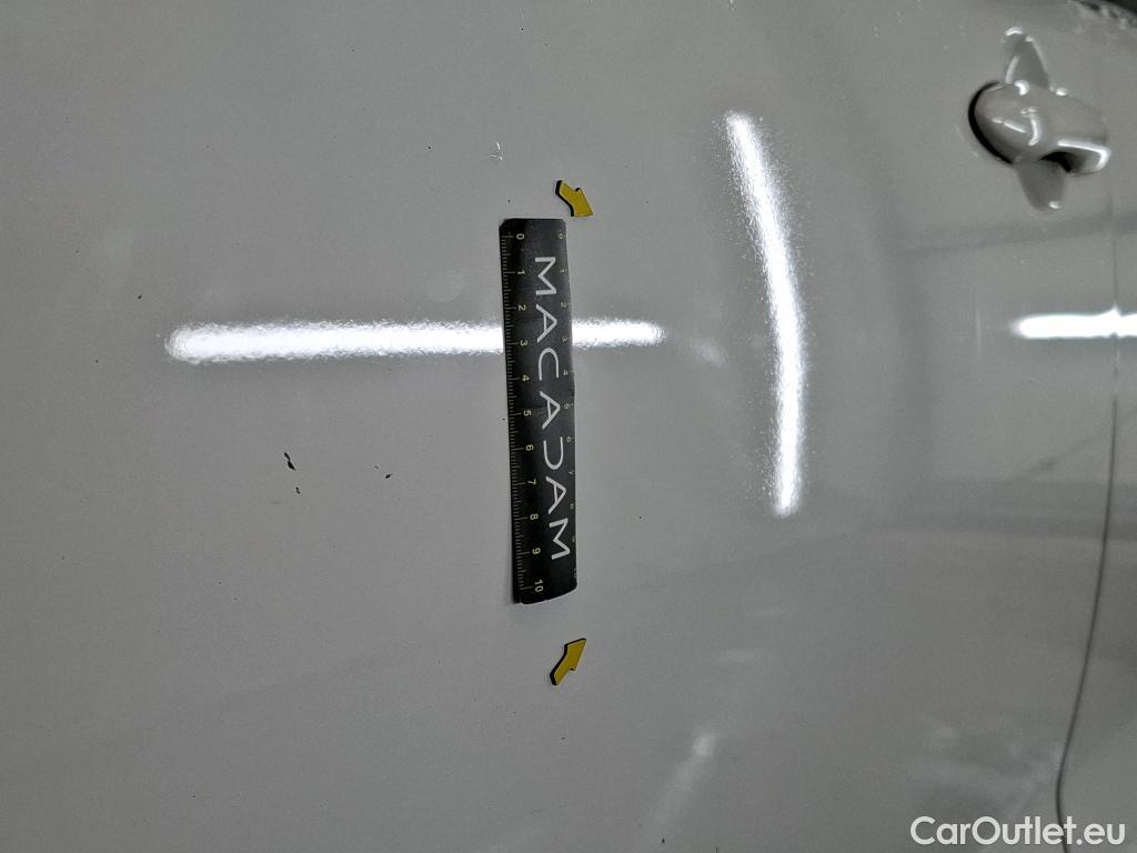  Toyota  Corolla TOYOTA  / 2018 / 5P / Berline Hybride 122h Dynamic Business Beyond Zer #7