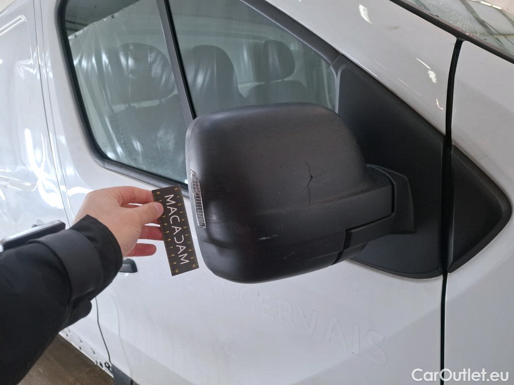  Renault  Trafic  Fourgon L2H1 3T Grand Confort 2.0 dCi 130CV BVM6 E6d #101