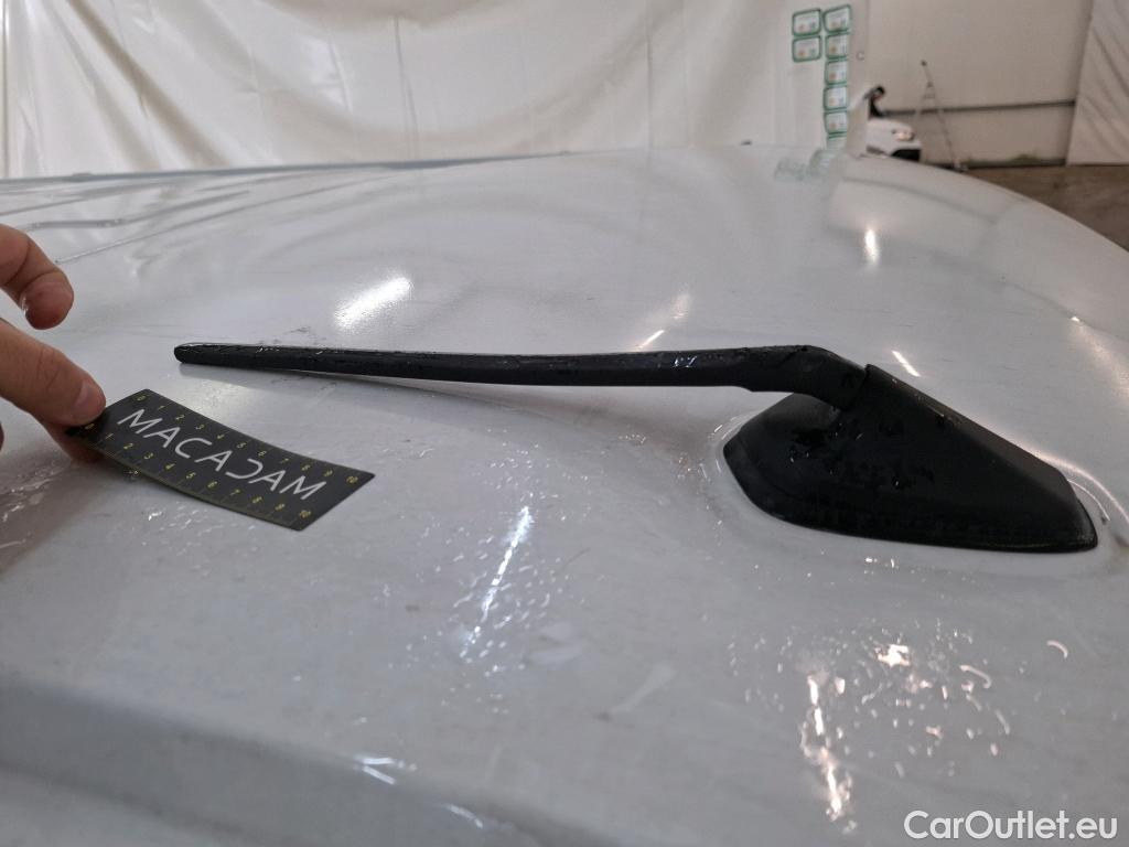  Renault  Trafic  Fourgon L2H1 3T Grand Confort 2.0 dCi 130CV BVM6 E6d #107