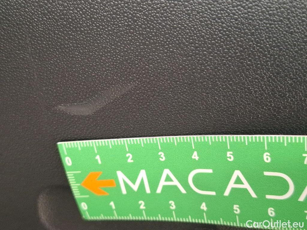  Citroen  C3 CITROEN  5p Berline BlueHDi 75 S&S BVM 83G Feel Business #13