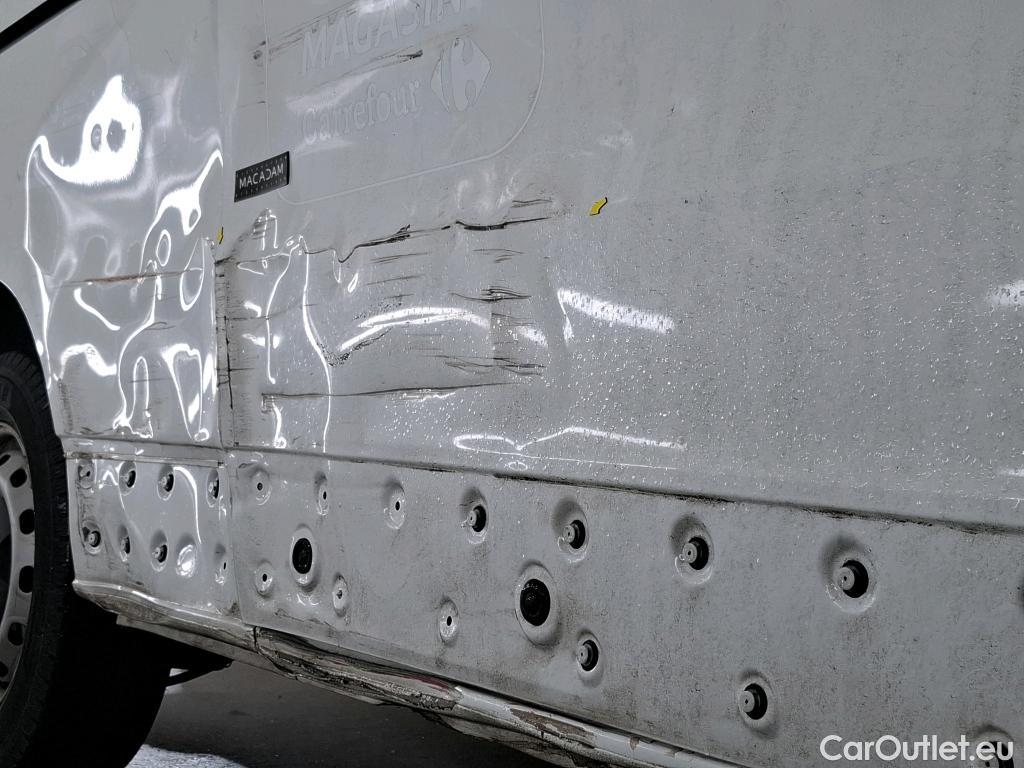  Renault  Trafic  Fourgon L2H1 3T Grand Confort 2.0 dCi 130CV BVM6 E6d #26