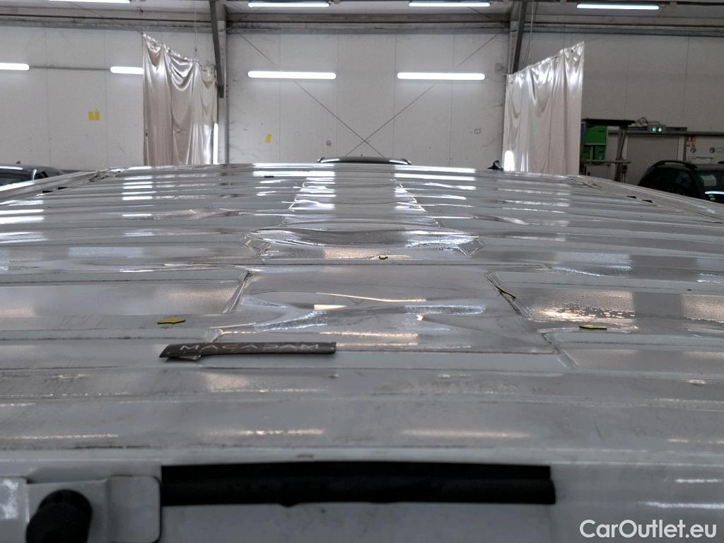  Renault  Trafic  Fourgon L2H1 3T Grand Confort 2.0 dCi 130CV BVM6 E6d #43