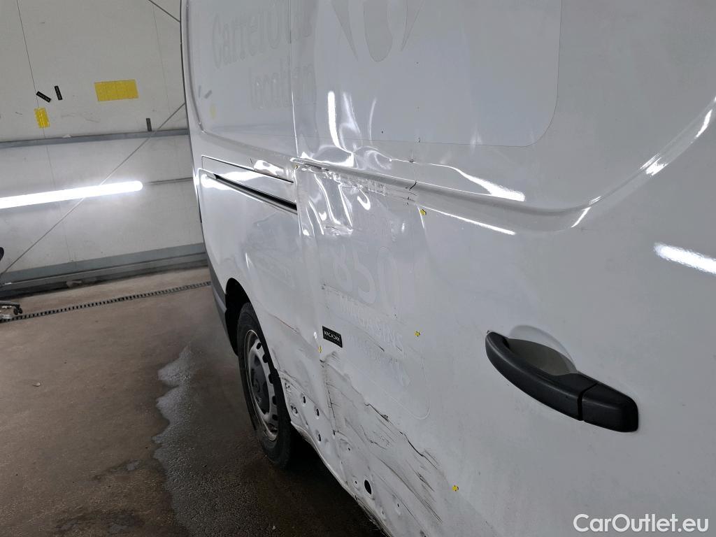 Renault  Trafic  Fourgon L2H1 3T Grand Confort 2.0 dCi 130CV BVM6 E6d #19