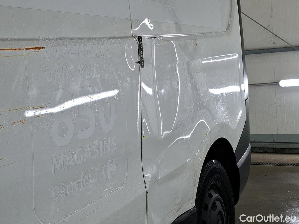  Renault  Trafic  Fourgon L2H1 3T Grand Confort 2.0 dCi 130CV BVM6 E6d #4
