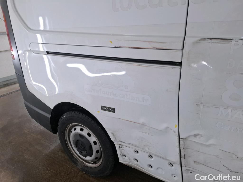  Renault  Trafic  Fourgon L2H1 3T Grand Confort 2.0 dCi 130CV BVM6 E6d #90