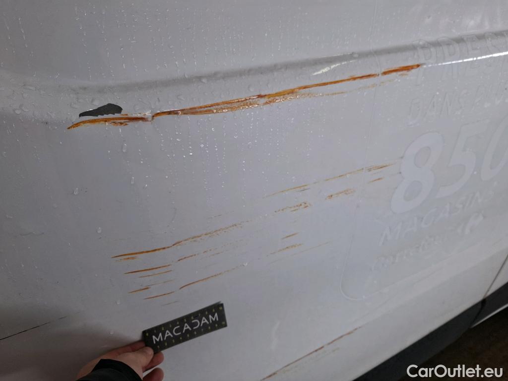  Renault  Trafic  Fourgon L2H1 3T Grand Confort 2.0 dCi 130CV BVM6 E6d #55