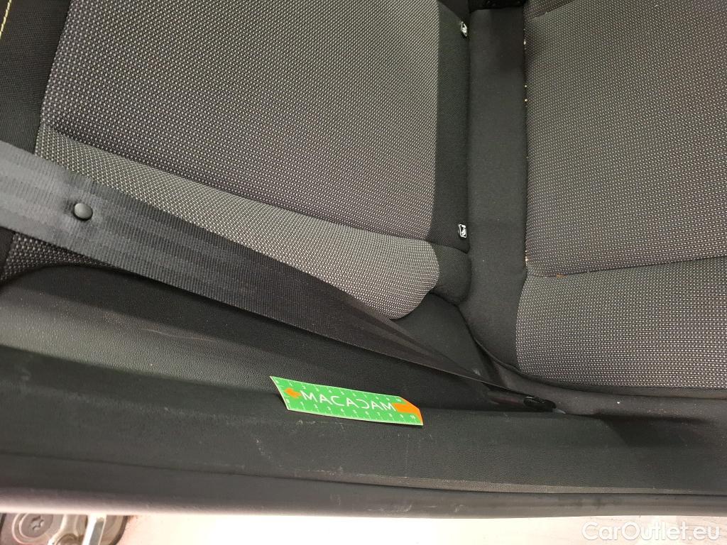  Citroen  C3 CITROEN  5p Berline BlueHDi 75 S&S BVM 83G Feel Business #24