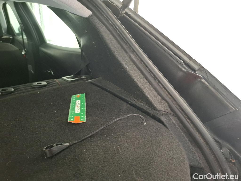  Peugeot  2008  Active Business 1.2 PureTech 100CV BVM6 E6d #39