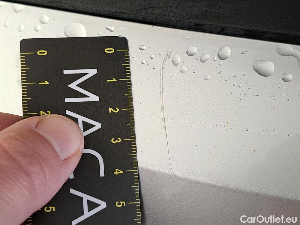  Peugeot  2008  Allure Pack 1.5 HDi 110CV BVM6 E6d #27