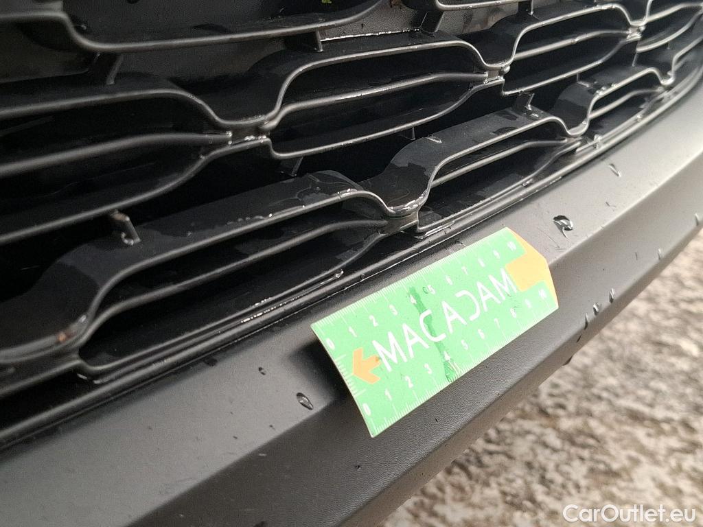  Citroen  C3 CITROEN  5p Berline BlueHDi 75 S&S BVM 83G Feel Business #6