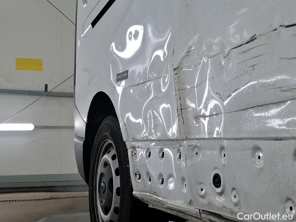  Renault  Trafic  Fourgon L2H1 3T Grand Confort 2.0 dCi 130CV BVM6 E6d #15