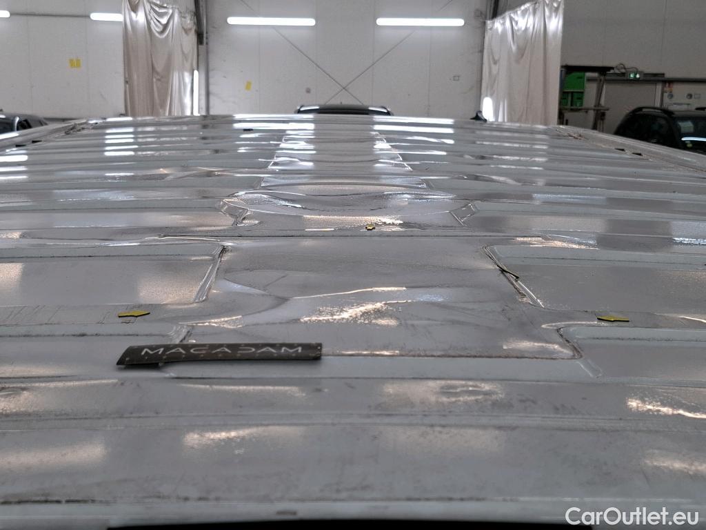  Renault  Trafic  Fourgon L2H1 3T Grand Confort 2.0 dCi 130CV BVM6 E6d #41