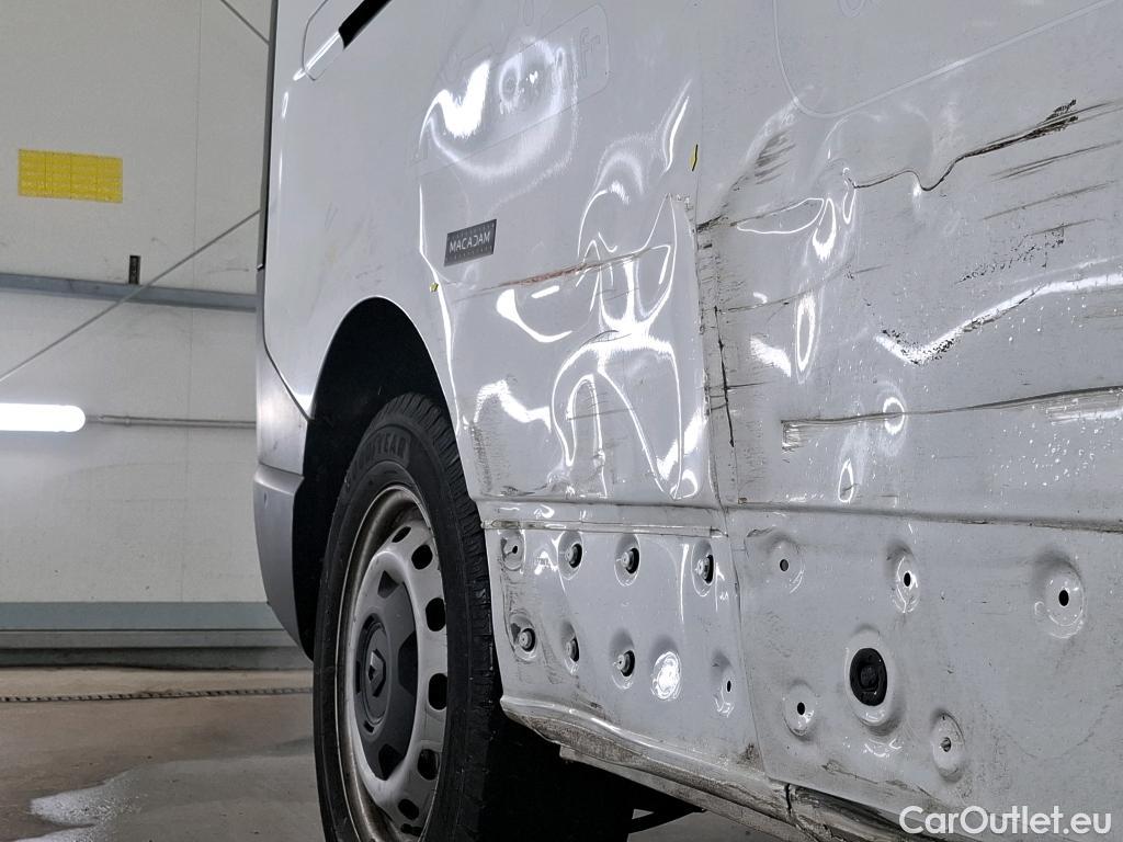  Renault  Trafic  Fourgon L2H1 3T Grand Confort 2.0 dCi 130CV BVM6 E6d #14