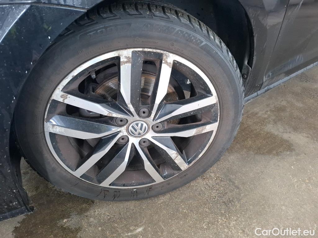  Volkswagen  Golf  VOLKSWAGEN 5p Berline 1.6 TDI 115 DSG7 Confort Business BMT #53