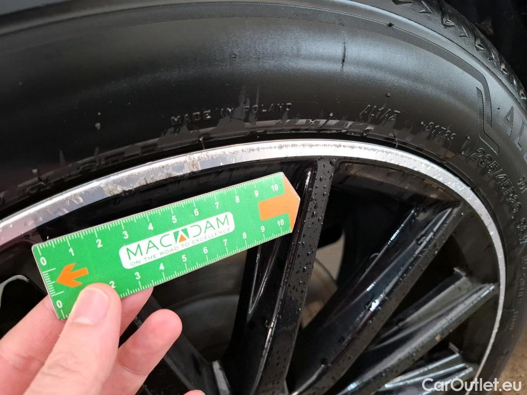  Mercedes  GLB MERCEDES-BENZ  / 2019 / 5P / SUV  200 d AMG Line #14