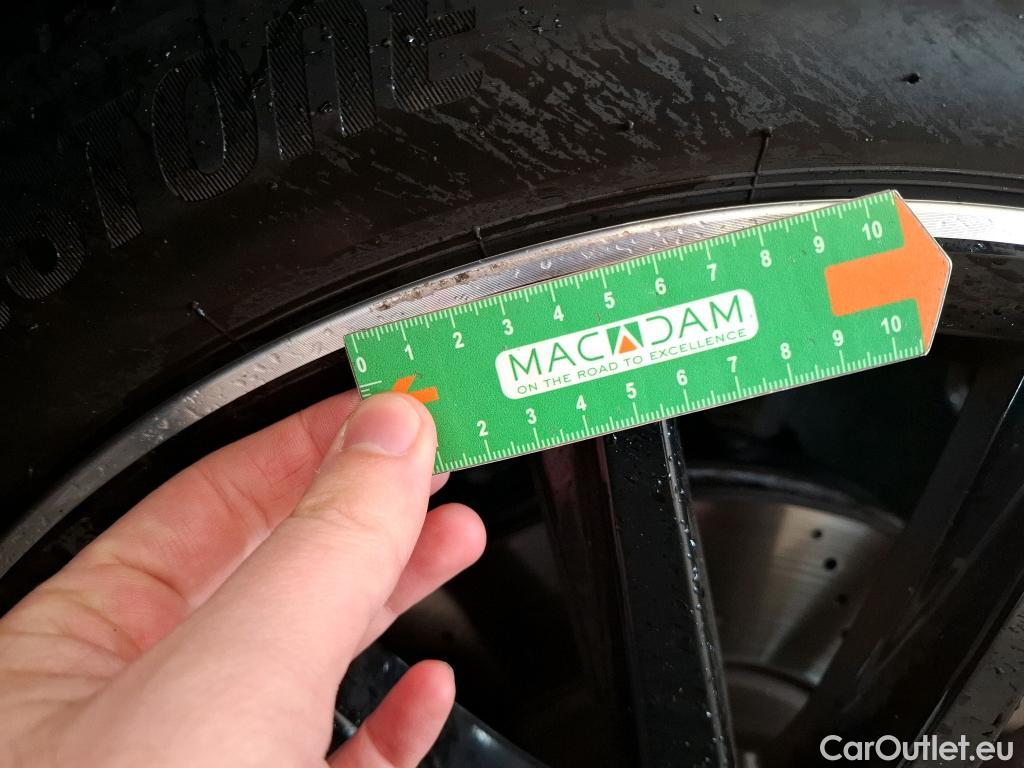  Mercedes  GLB MERCEDES-BENZ  / 2019 / 5P / SUV  200 d AMG Line #8