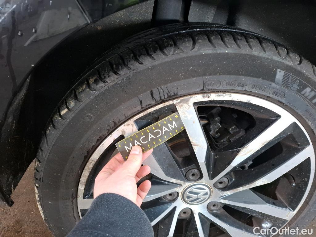  Volkswagen  Golf  VOLKSWAGEN 5p Berline 1.6 TDI 115 DSG7 Confort Business BMT #45