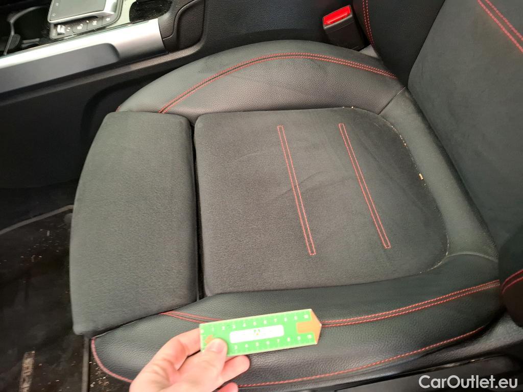  Mercedes  GLB MERCEDES-BENZ  / 2019 / 5P / SUV  200 d AMG Line #26