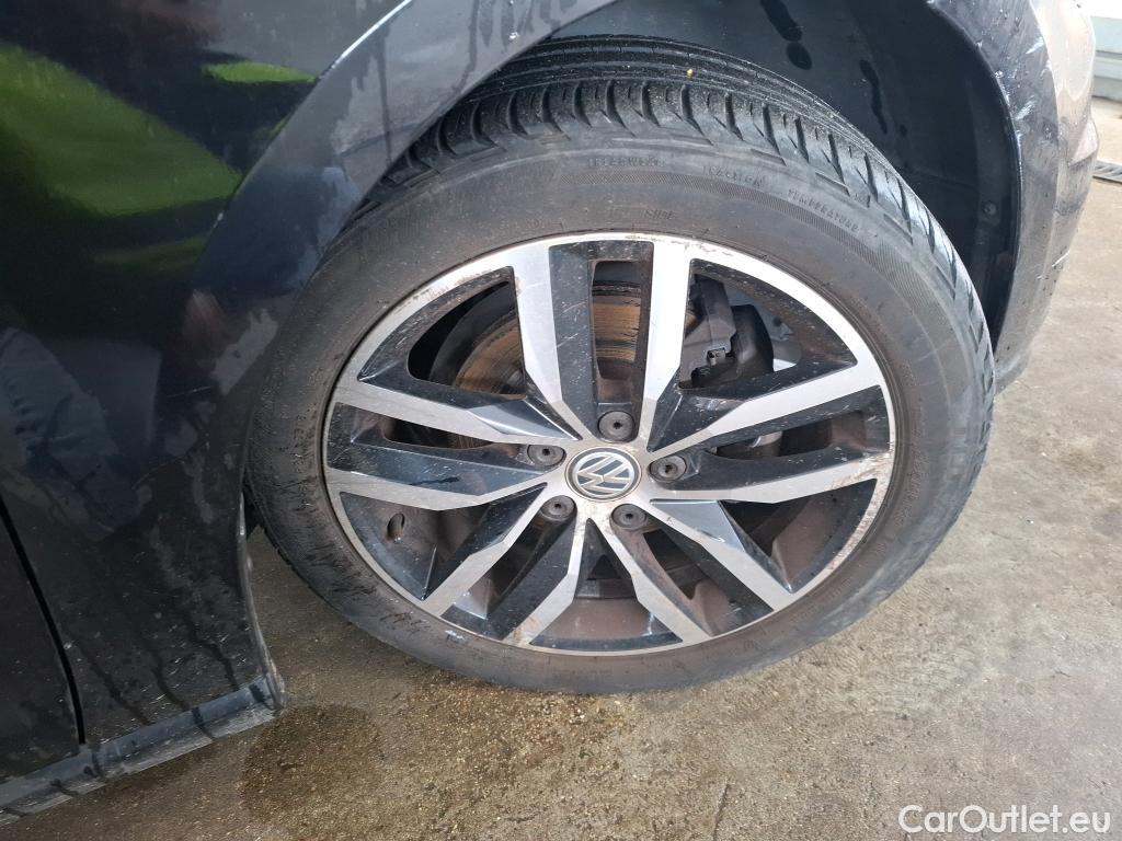  Volkswagen  Golf  VOLKSWAGEN 5p Berline 1.6 TDI 115 DSG7 Confort Business BMT #37