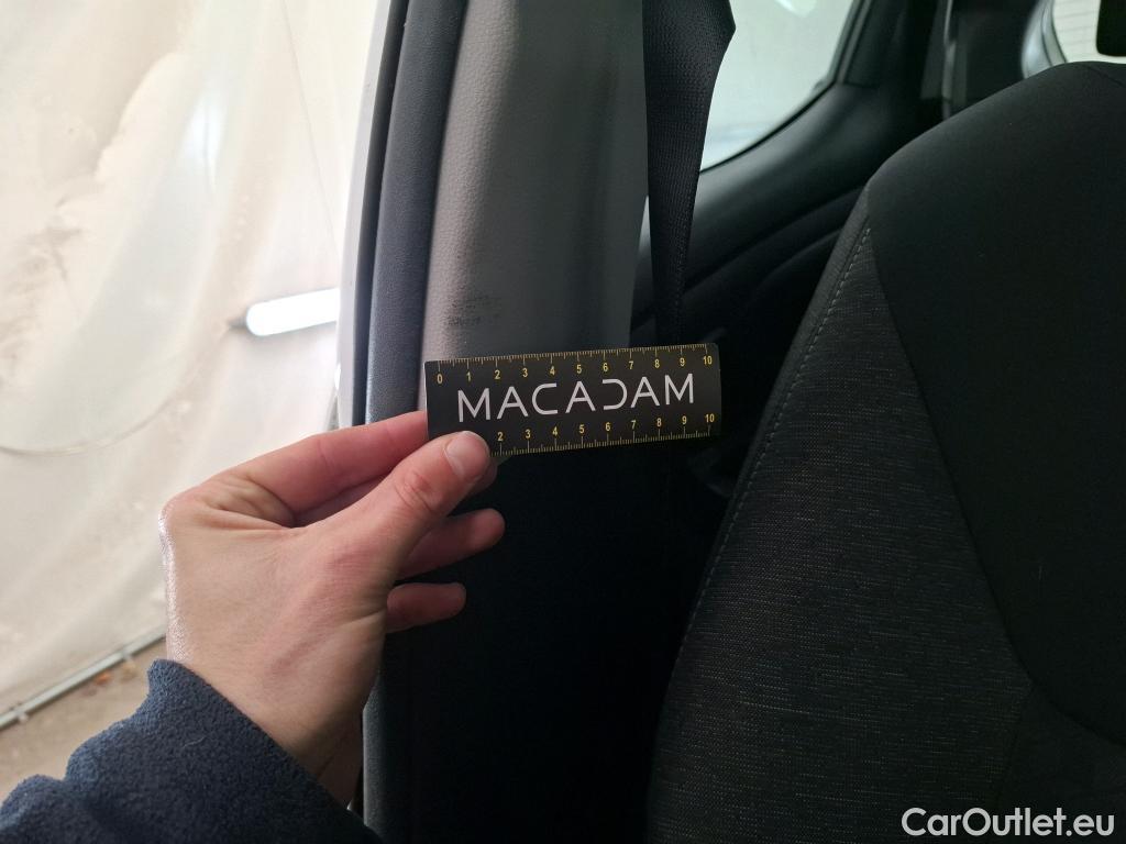  Toyota  Yaris TOYOTA  Hybride / 2019 / 5P / Berline Hybride 116h Dynamic Business Beyond Zer #29