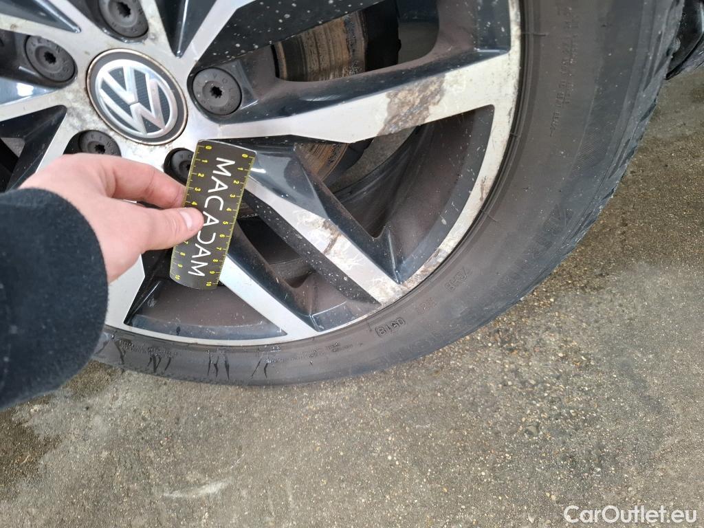  Volkswagen  Golf  VOLKSWAGEN 5p Berline 1.6 TDI 115 DSG7 Confort Business BMT #57