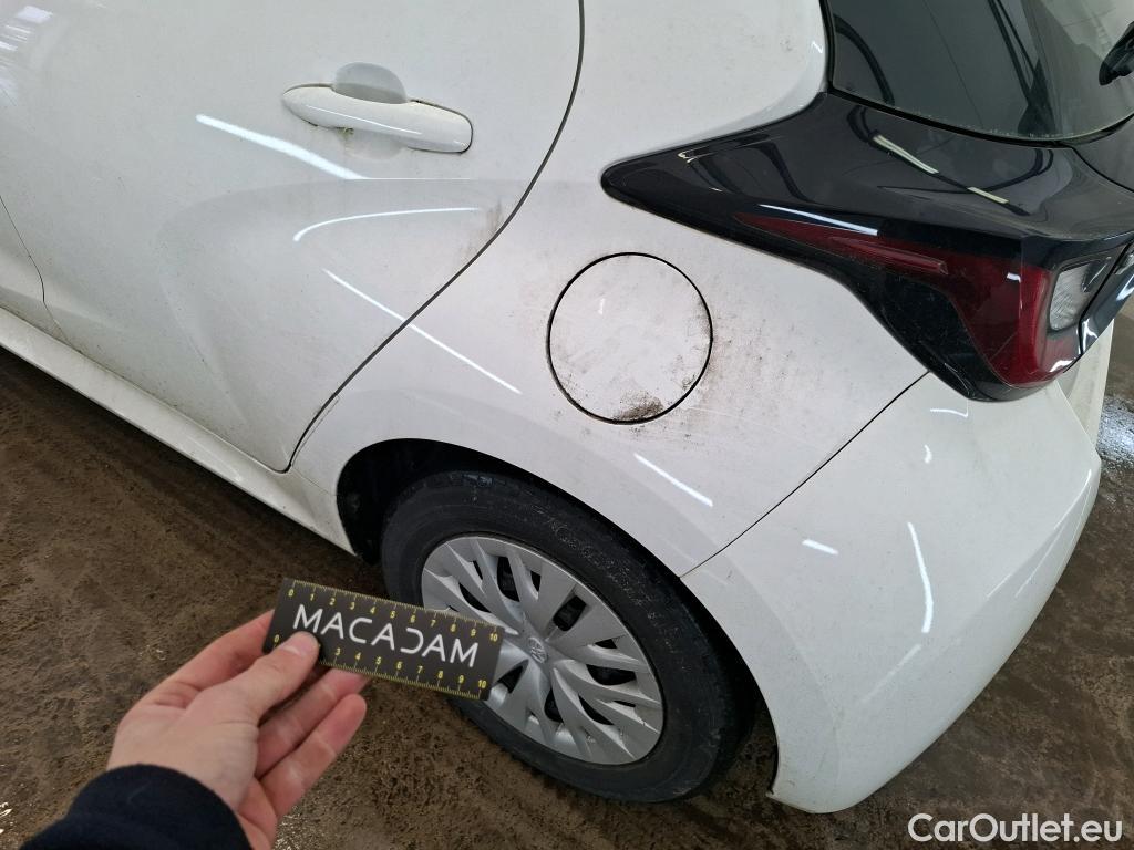  Toyota  Yaris TOYOTA  Hybride / 2019 / 5P / Berline Hybride 116h Dynamic Business Beyond Zer #36