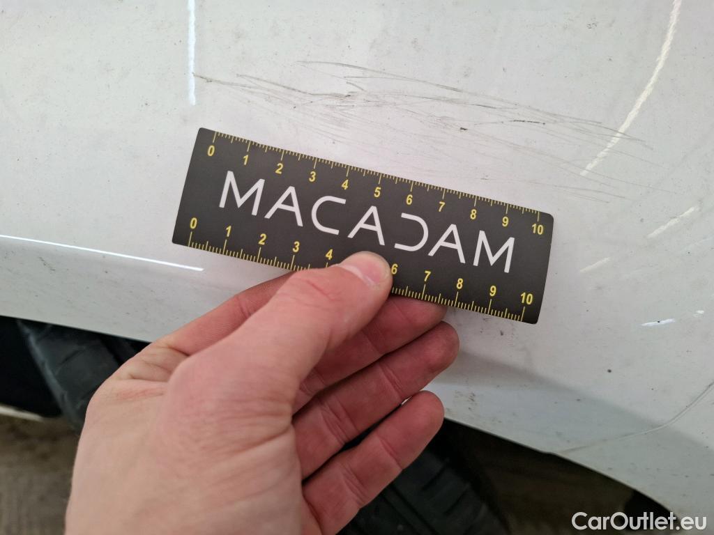  Toyota  Yaris TOYOTA  Hybride / 2019 / 5P / Berline Hybride 116h Dynamic Business Beyond Zer #9