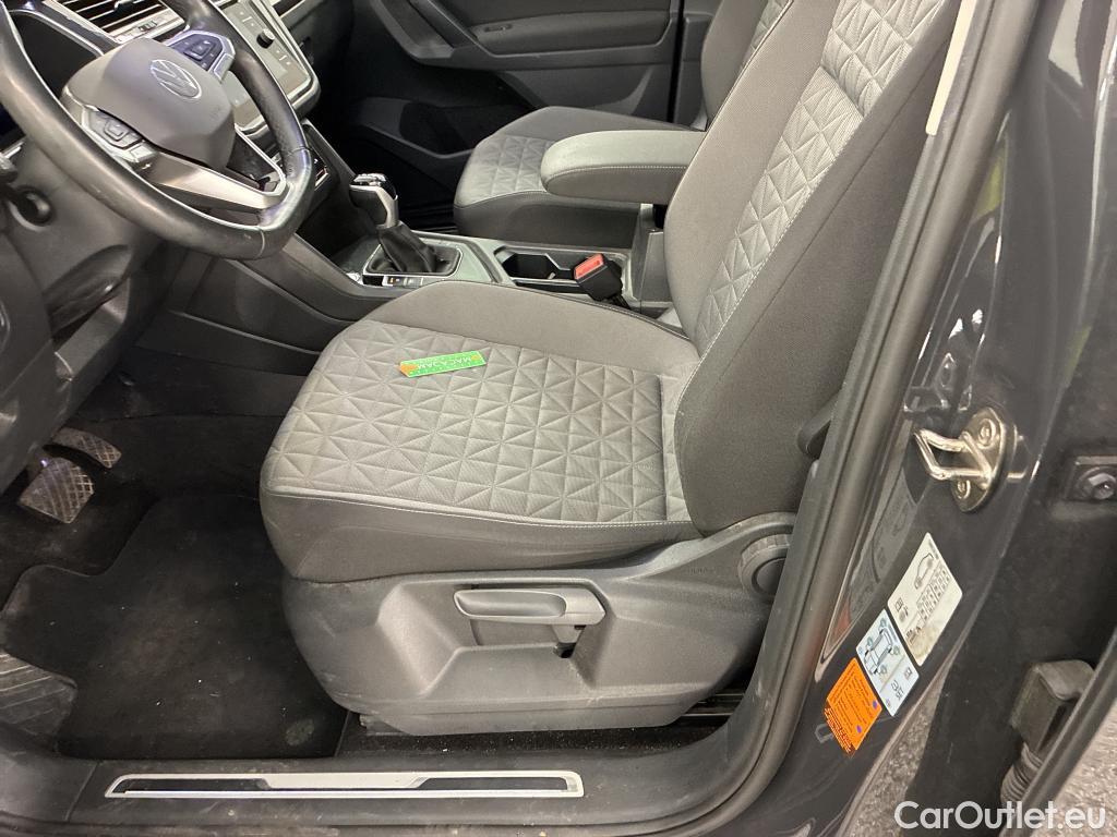  Volkswagen  Tiguan VOLKSWAGEN  / 2020 / 5P / SUV 1.4 eHybrid 245 DSG6 Life Business #7