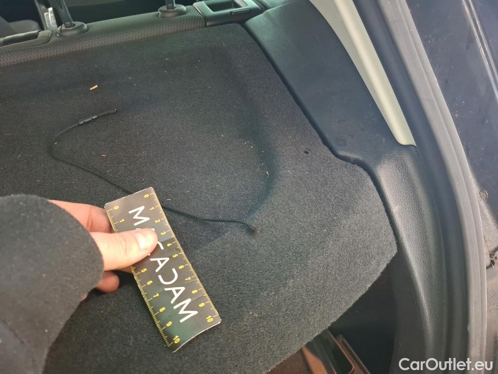  Volkswagen  Golf  VOLKSWAGEN 5p Berline 1.6 TDI 115 DSG7 Confort Business BMT #72