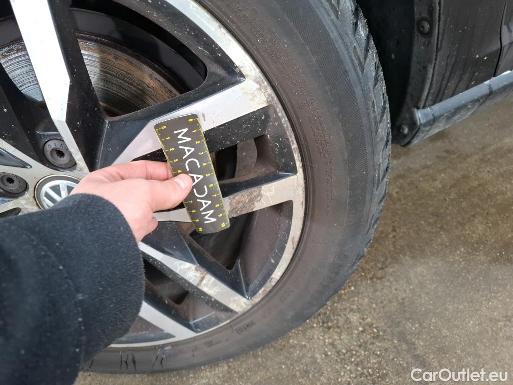  Volkswagen  Golf  VOLKSWAGEN 5p Berline 1.6 TDI 115 DSG7 Confort Business BMT #56